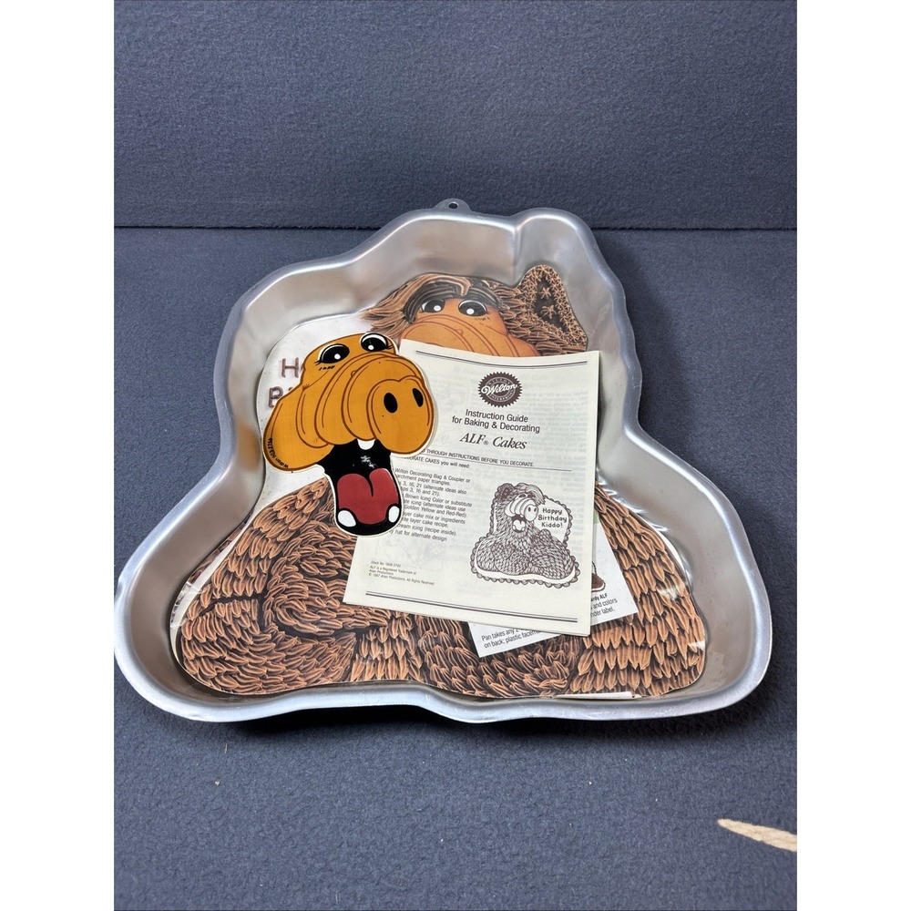 Vintage 1988 Wilton ALF Cake Pan Happy Birthday Kiddo Aluminum W/ Face & Liner - Picture 8 of 9